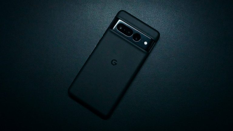 Google Memamerkan Tampilan Resmi Pixel 10 Pro Fold